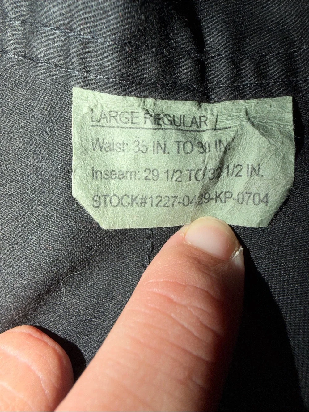 Men's Black Cargo Pants with Utility Pockets - Classic Workwear